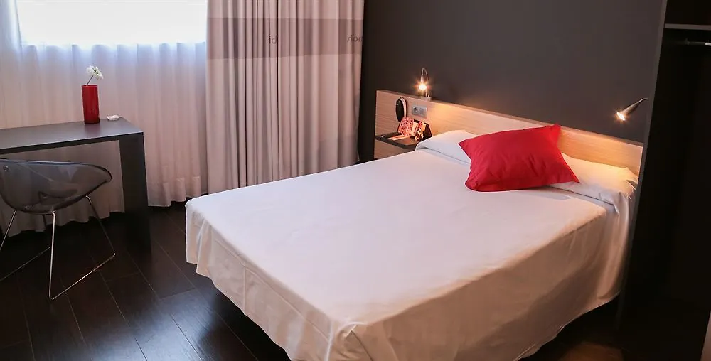 B&B Hotel Granada Pulianas 0*,  Spanien